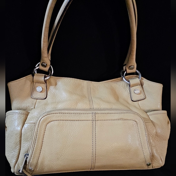 Tignanello Elegant Tan Pebble Leather Hobo/Shoulder Bag - Picture 1 of 16